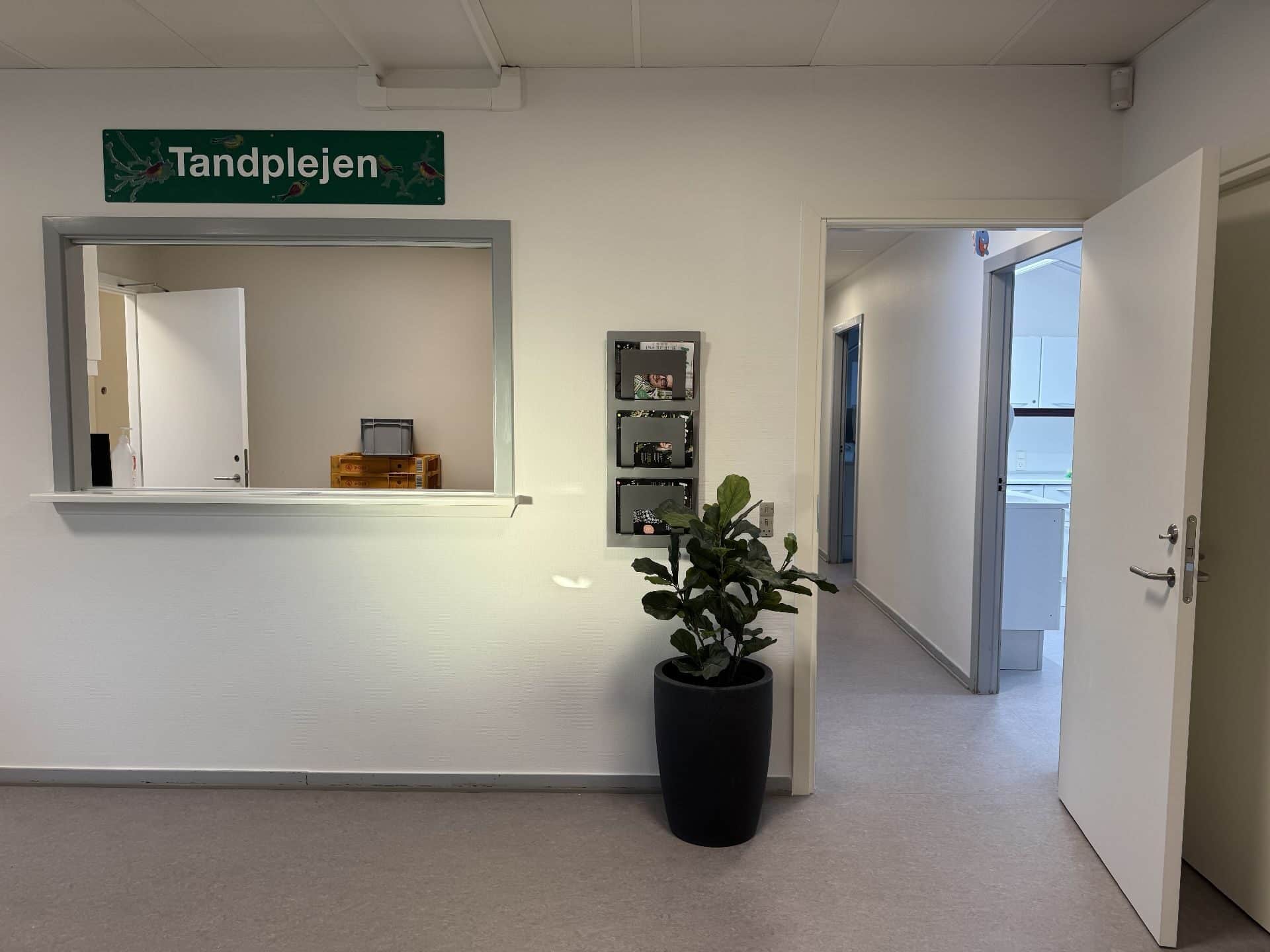 Børne tandplejen Høje Tåstrup kommune, tre nye klinikker og renovering eksisterende.